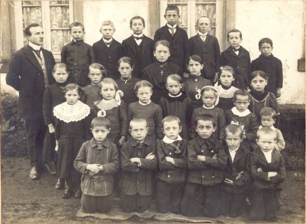 Escuela en 1900