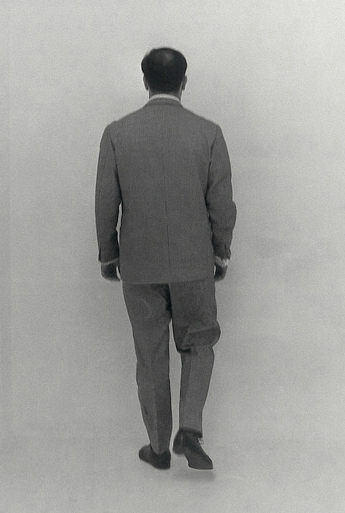 Yves Klein en la habitación vacía. 1961